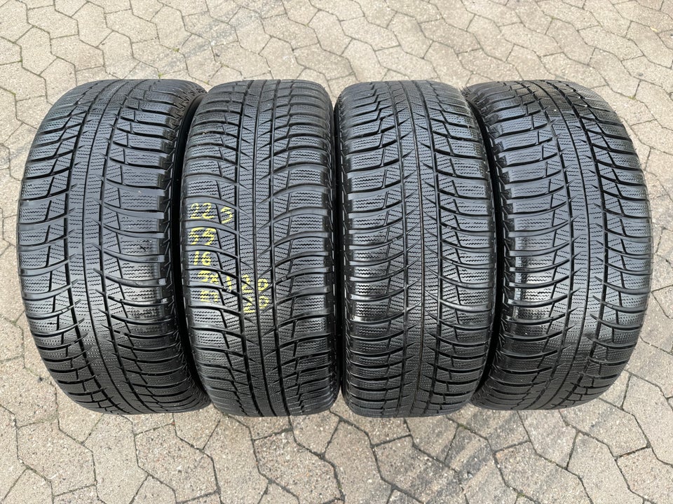 ANNONCE  NR 4475;  Vinterdæk Bridgestone 225/55/...