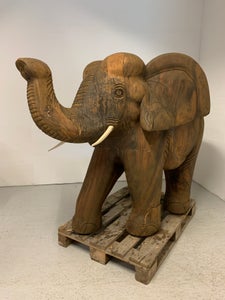 Stor statue i træ elefant, fra Kbh´s ZOO