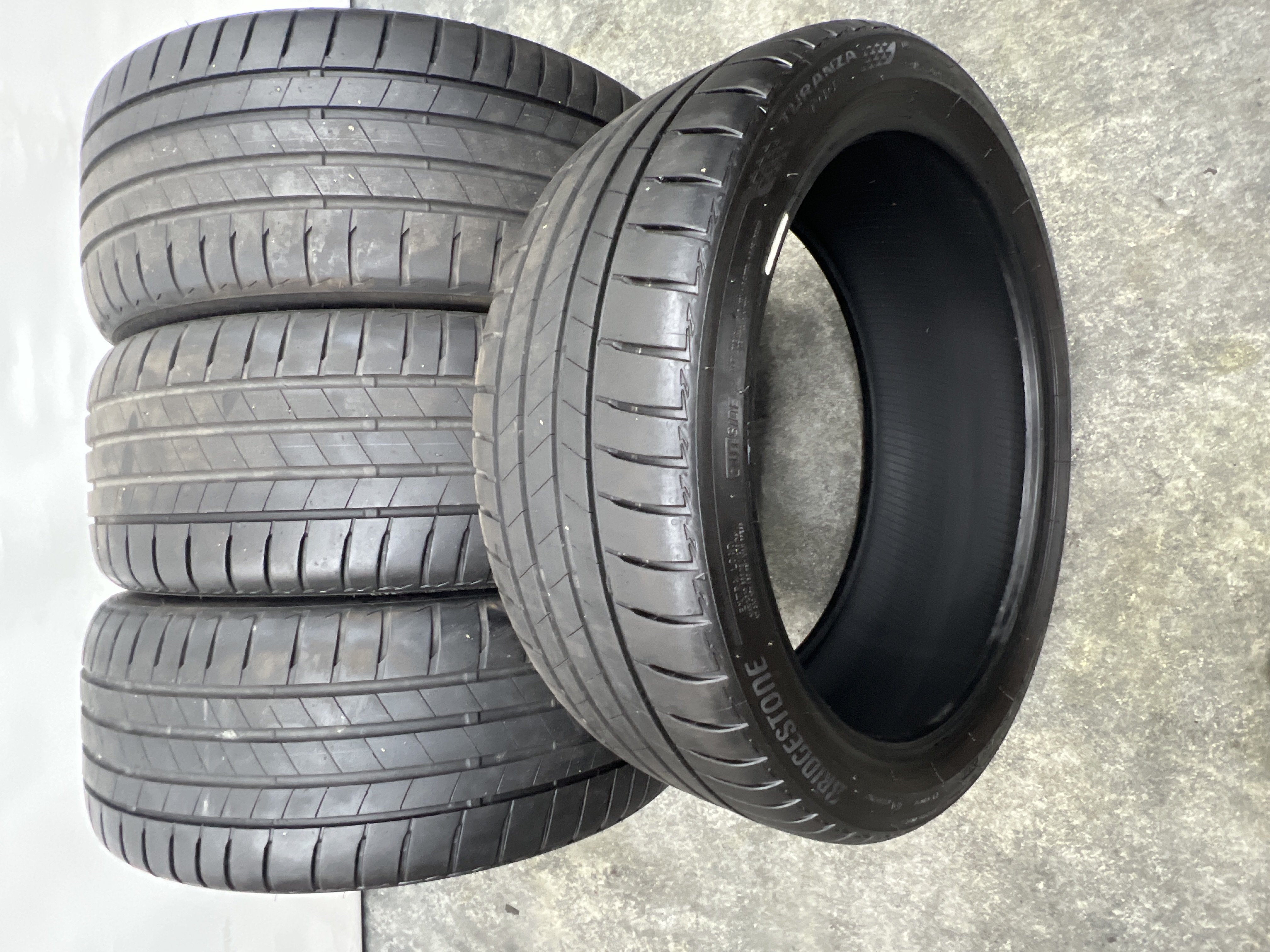 Dæk: 215/40/18, Bridgestone... - dba.dk - Køb og Salg af Nyt og Brugt