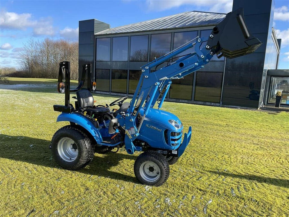 LS XJ25 HST Frontlæsser, plænedæk