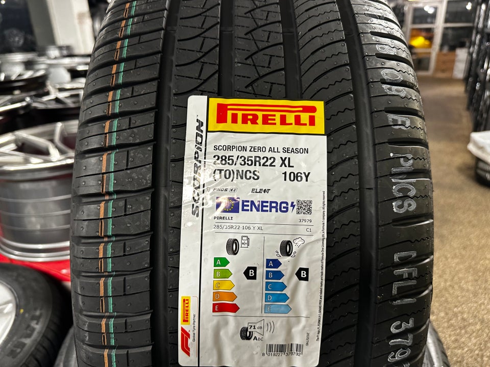 Ny Pirelli Helårsdæk 285/35/22 106Y XL 