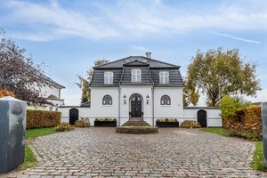 5-værelses Villa på 239 m² til 11500000 kr. Skovalléen 19, Dalum, 5250 Odense SV