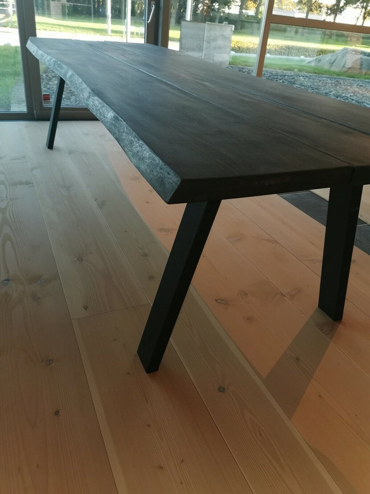 Plankebord, rustikt og unikt, sort olie, længde...