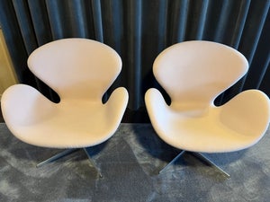 Arne Jacobsen Svanestole 2 stk nye 