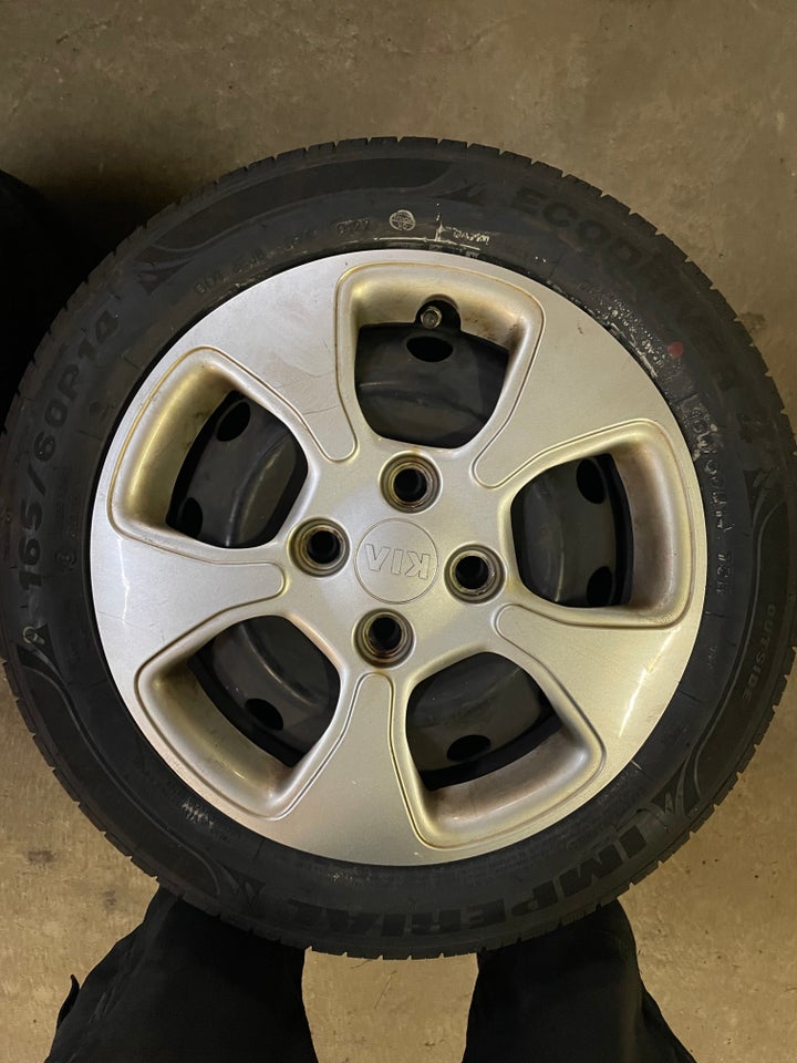 14” Kia Picanto fælge. Med nye sommerdæk. Incl t...