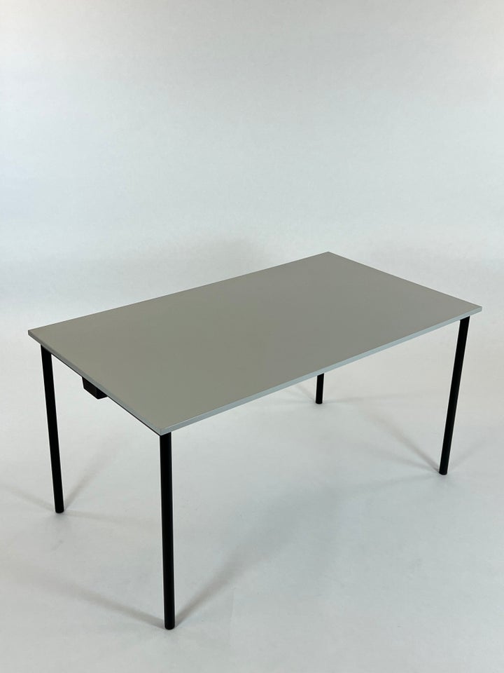 Foldbar Kantinebord 4 - 6 personer