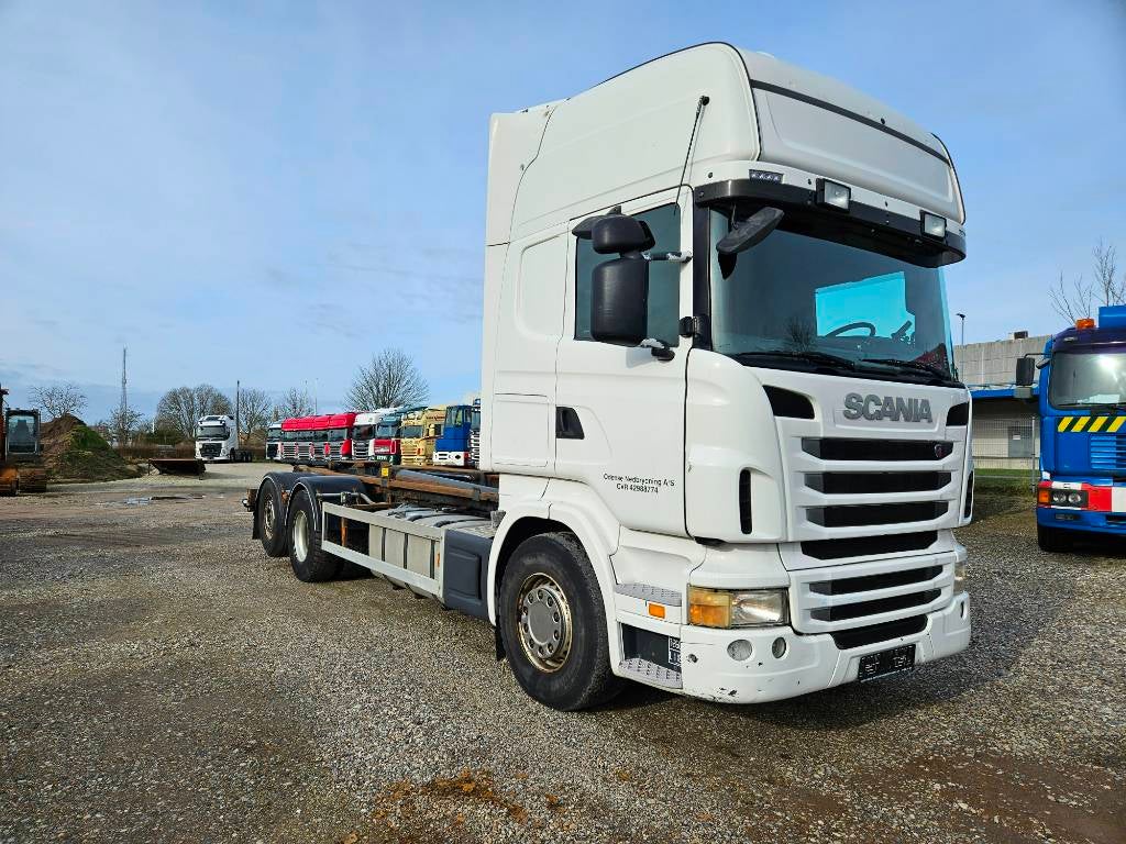Scania R440 6x2/4 - Abrollkipper - with hook an...