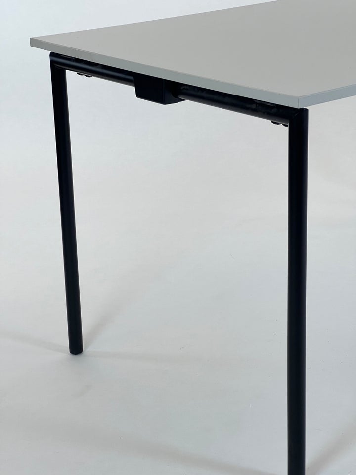 Foldbar Kantinebord 4 - 6 personer