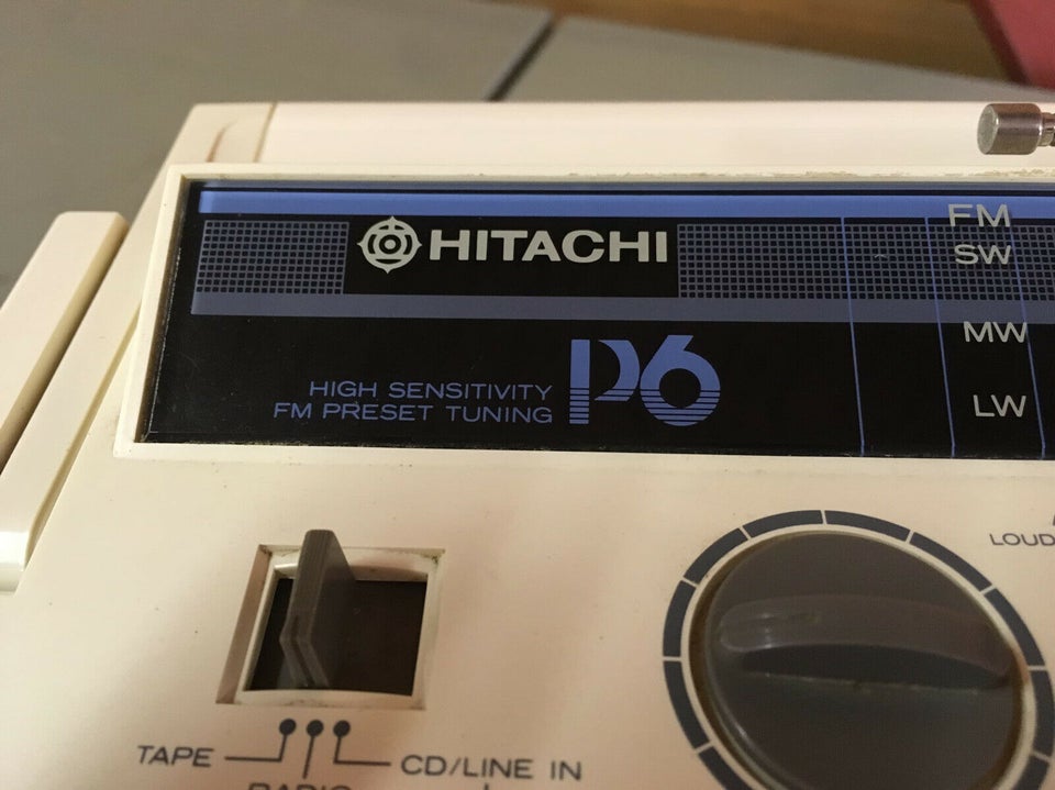 Hitachi TRK-P6E – Retro ghettoblaster