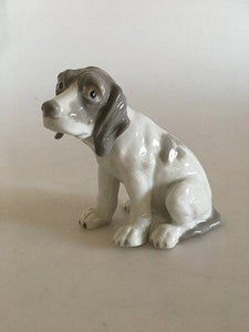 Heubach Porcelæn Figur af Hund VI SENDER