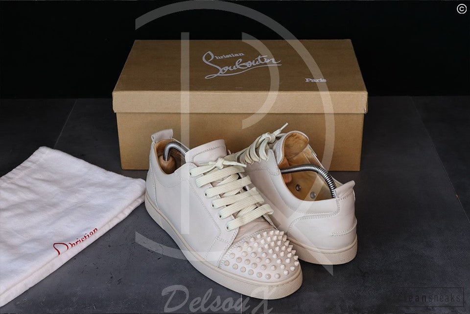 Christian Louboutin 'Colombe Mat' Junior Spikes...