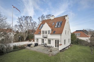 9-værelses Villa på 199 m² til 24000000 kr. Gentoftevej 21, 8000 Aarhus C