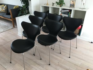 Arne Jacobsens 3107 stole i forskellige farver på lager