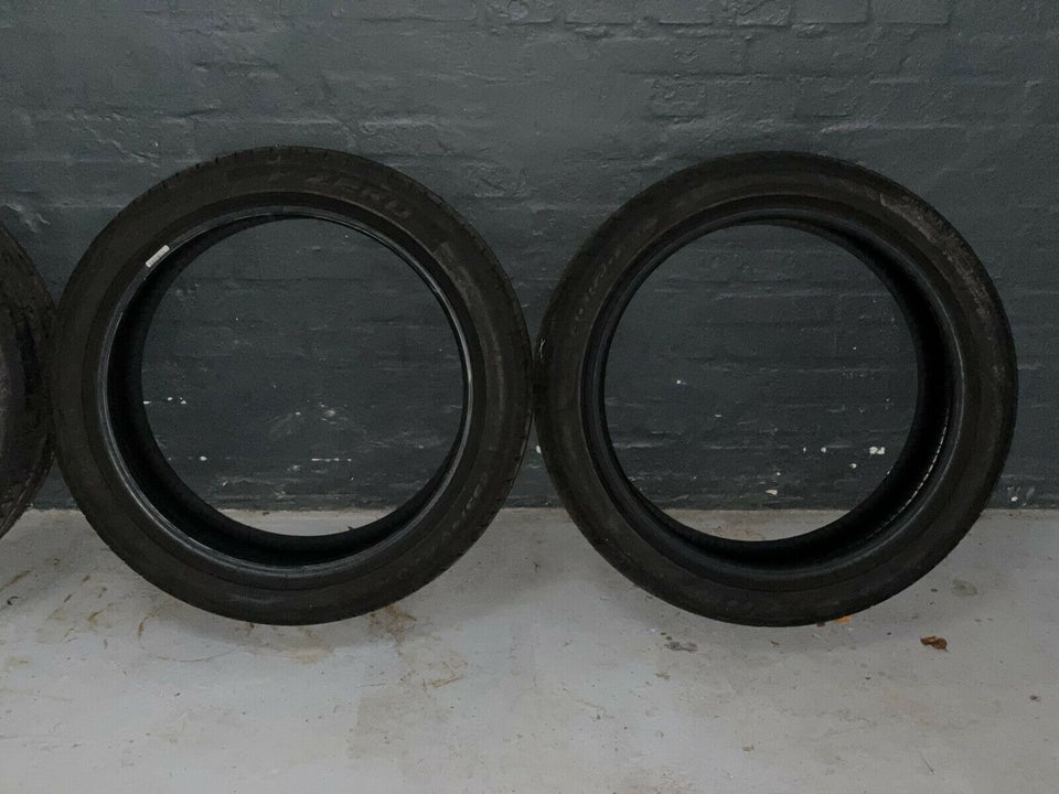 Pirelli 255-40-20 Sommerdæk Acoustic