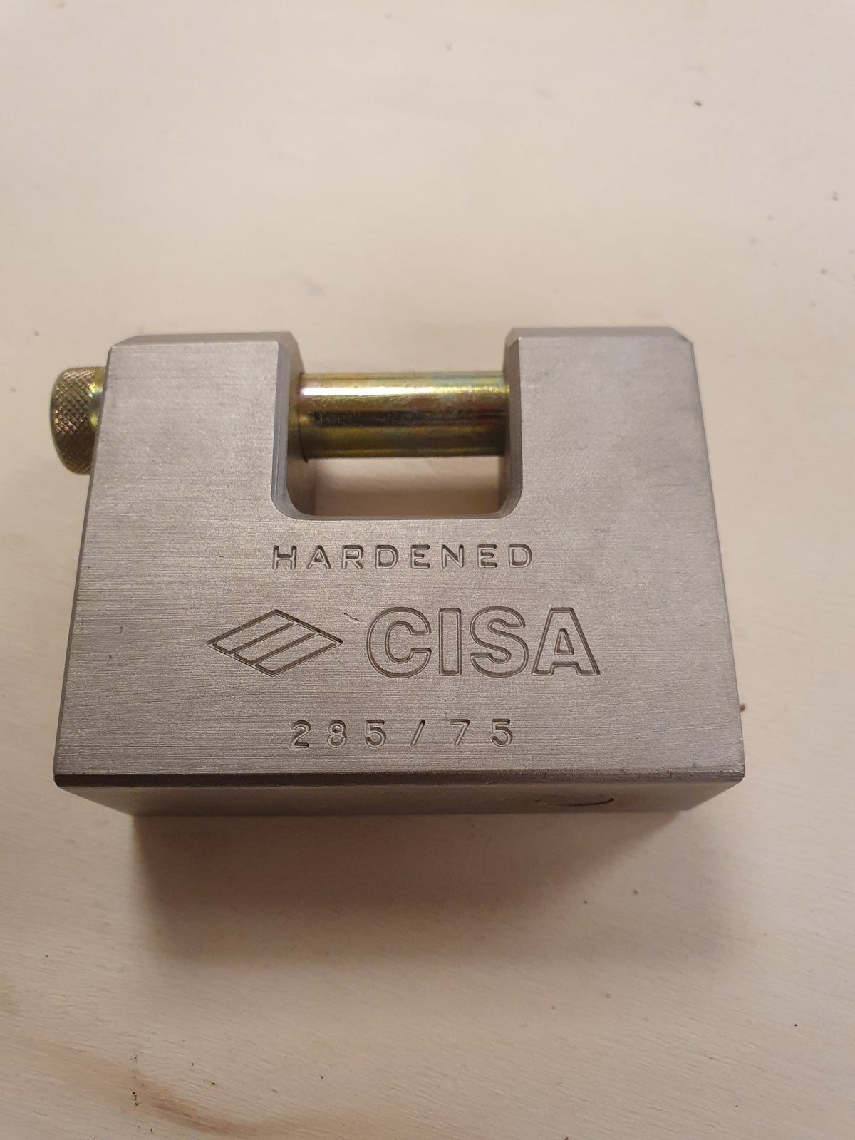 CISA containerlåse og nøgler