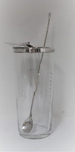 Michelsen. Cocktail shaker med sølv montering (925). Der er