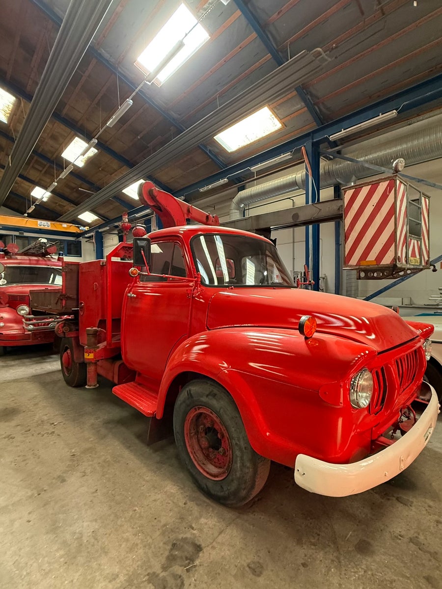 Henry Stenders Handelselskab APS