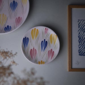 Lille platte med krokus blomster, blomster platte, platter, vægdekoration