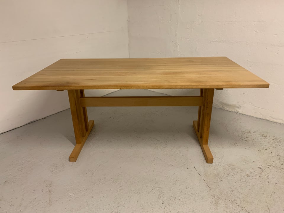 Spisebord, Egetræ fra Lamin Møbler