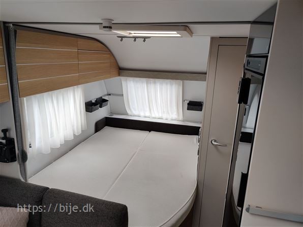 2021 - Adria Adora 613 PK -- 199.900 kr