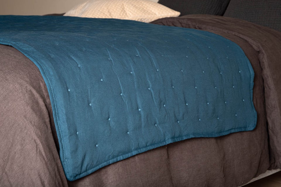 Sally sengetæppe 80x180cm blå.